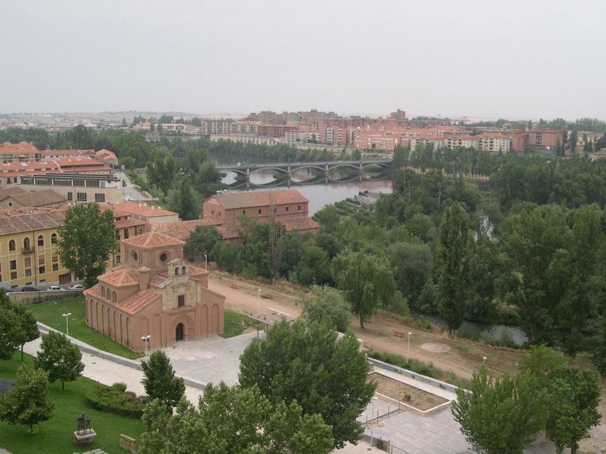 סלאמנקה Apartamento Ribera Del Puente מראה חיצוני תמונה
